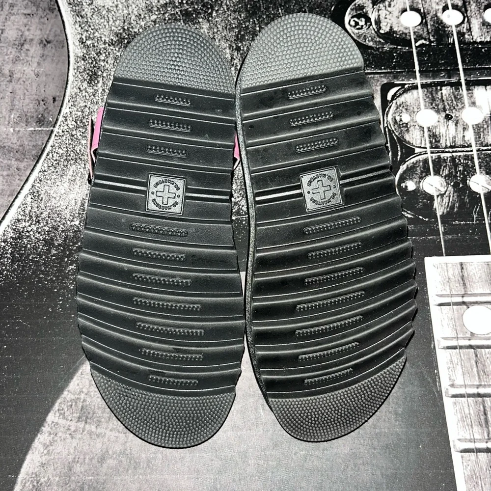 NEW Dr. Martens Sandals